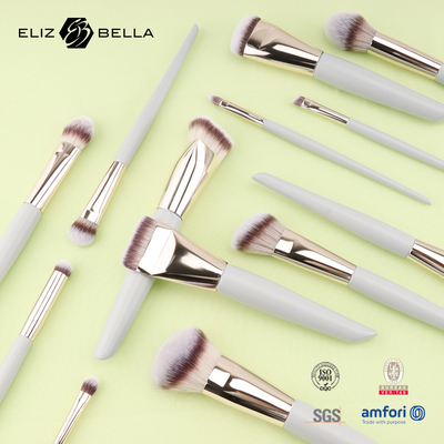 Luxury Makeup Brushes in Multiple Designs for a Cosmetic Makeup Kits