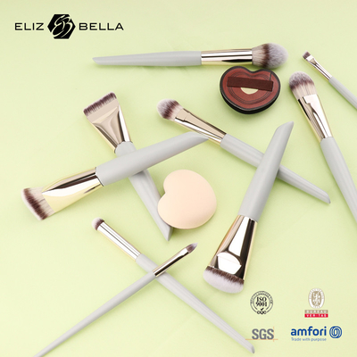 Luxury Makeup Brushes in Multiple Designs for a Cosmetic Makeup Kits