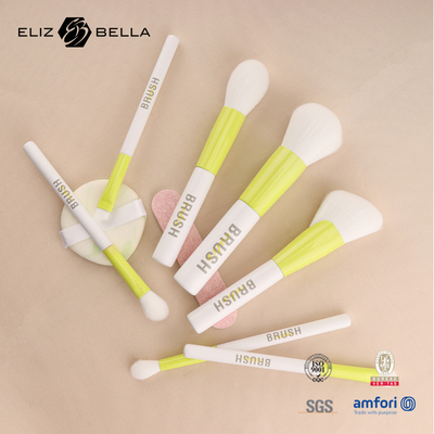 Effortlessly Achieve a Professional Look with Beauty Needs Travel Brush Set's Denser Bristles