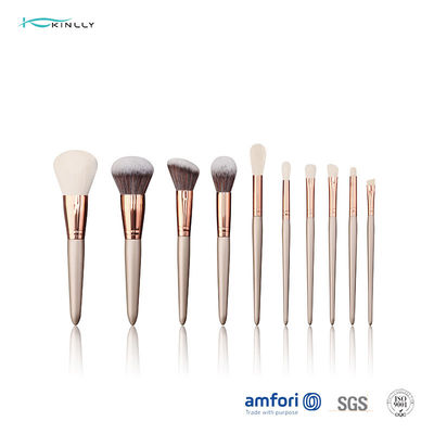 Champagne Full Face Brush Set With Zipper Pouch