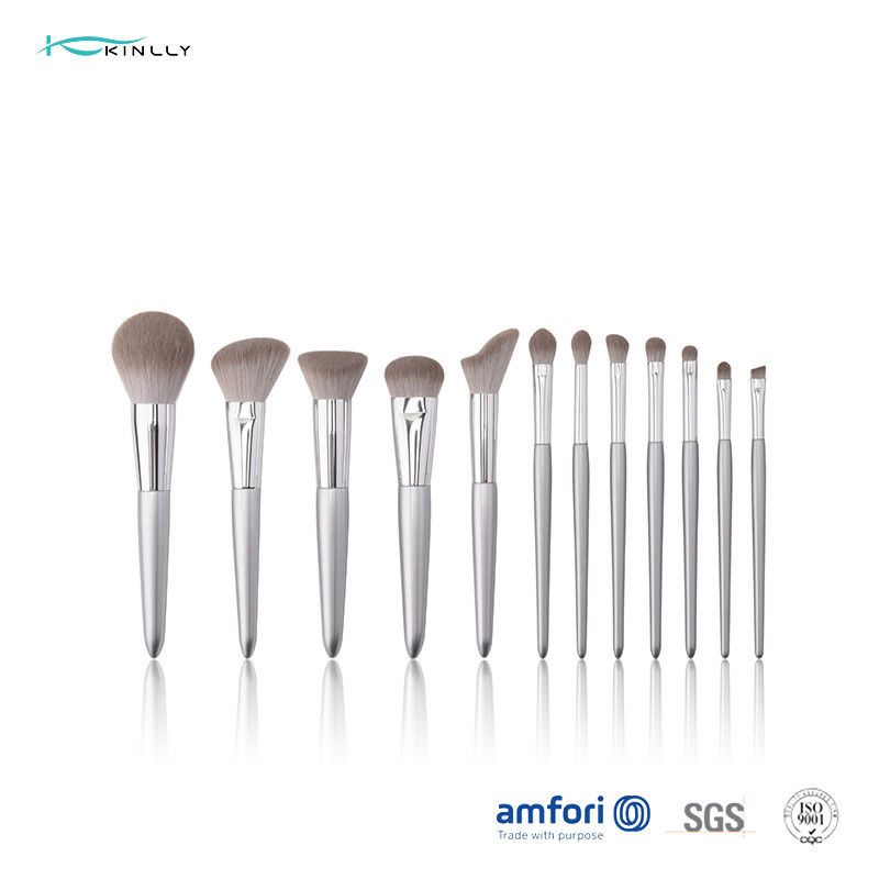 Silver Eye Shadow BSCI Wooden Handle Makeup Brushes
